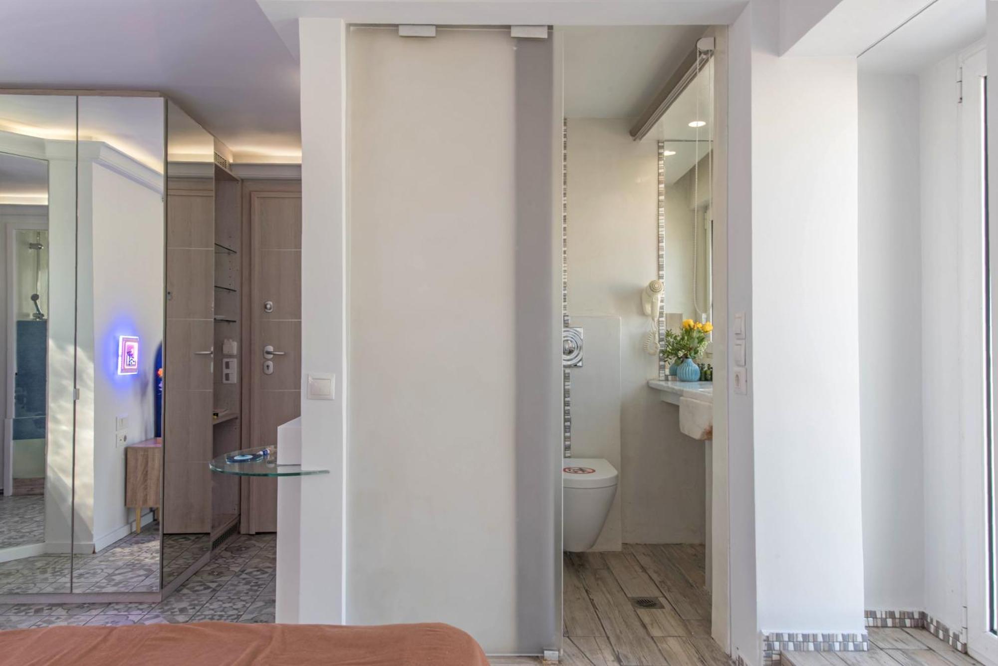 Apartment Parthenon Crown Penthouse